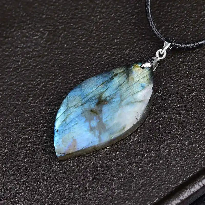 Tree Leaf Shape Pendant Labradorite Quartz Crystal