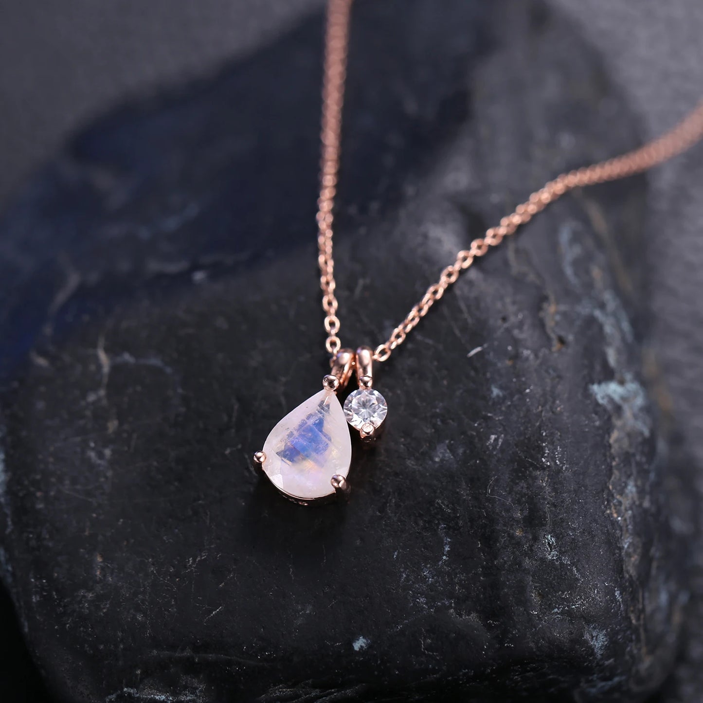 Rainbow Moonstone Delicate Necklace in 925 Sterling Silver