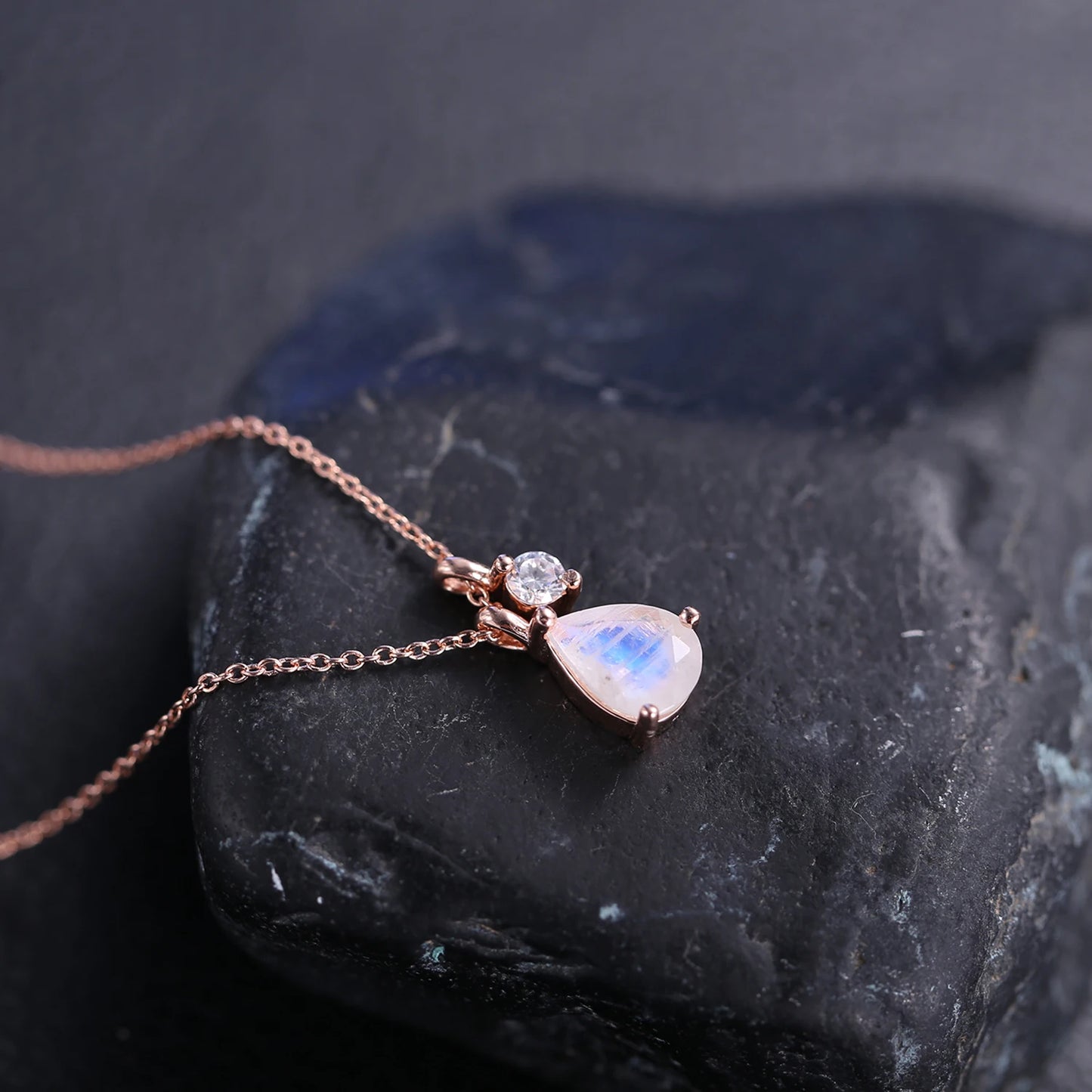 Rainbow Moonstone Delicate Necklace in 925 Sterling Silver