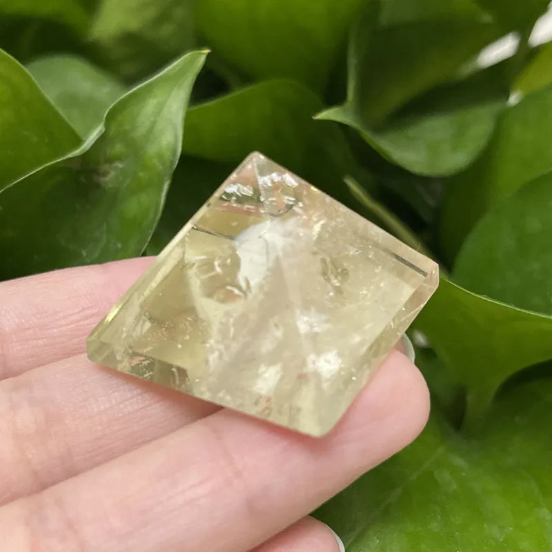 Natural Yellow Citrine Quartz Crystal Healing Pyramid