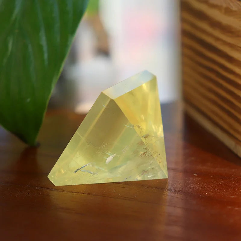 Natural Yellow Citrine Quartz Crystal Healing Pyramid