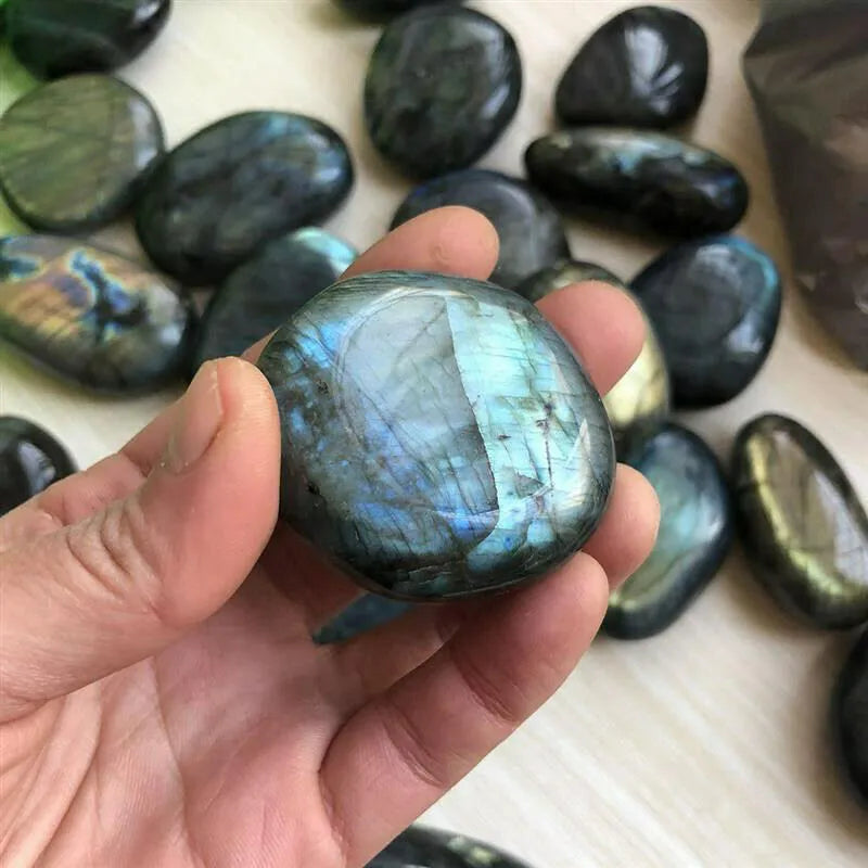 30-40mm Natural Labradorite Quartz Crystal Stone