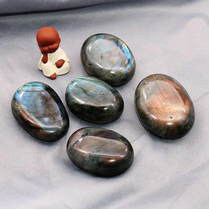 30-40mm Natural Labradorite Quartz Crystal Stone