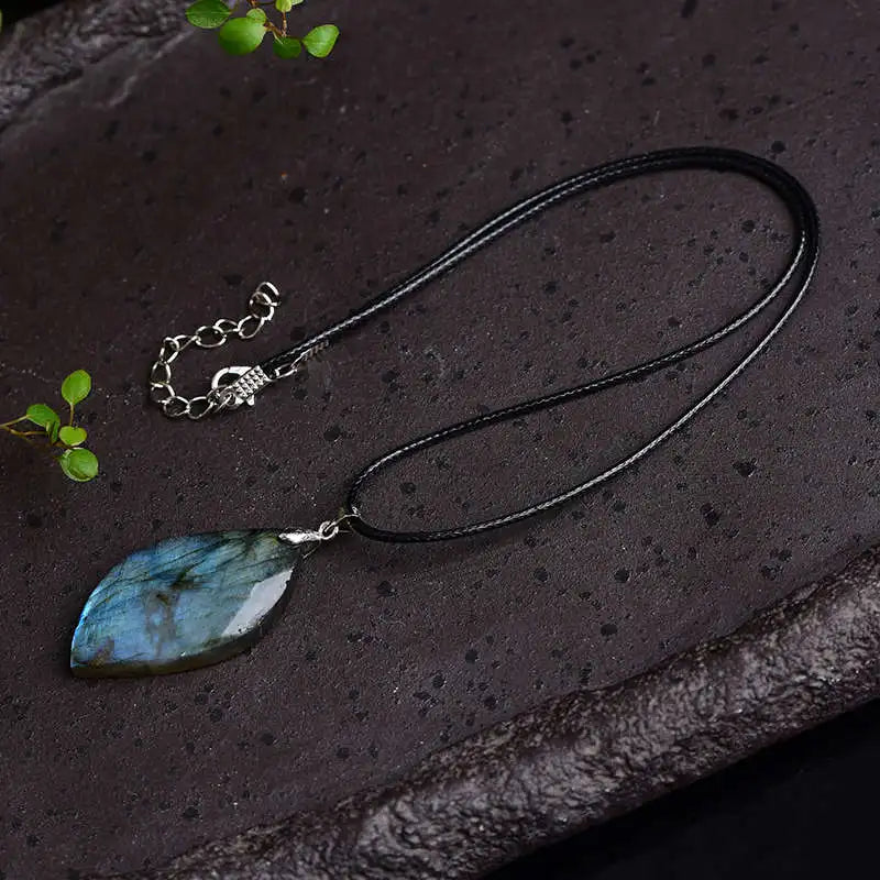 Tree Leaf Shape Pendant Labradorite Quartz Crystal